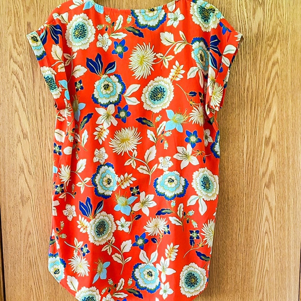 Colorful Dress Top - Picture 2 of 3